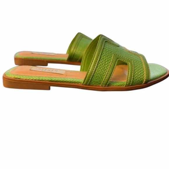 Steve Madden Green Slide Sandals Square Toe Size 6.5 New - Picture 2 of 8